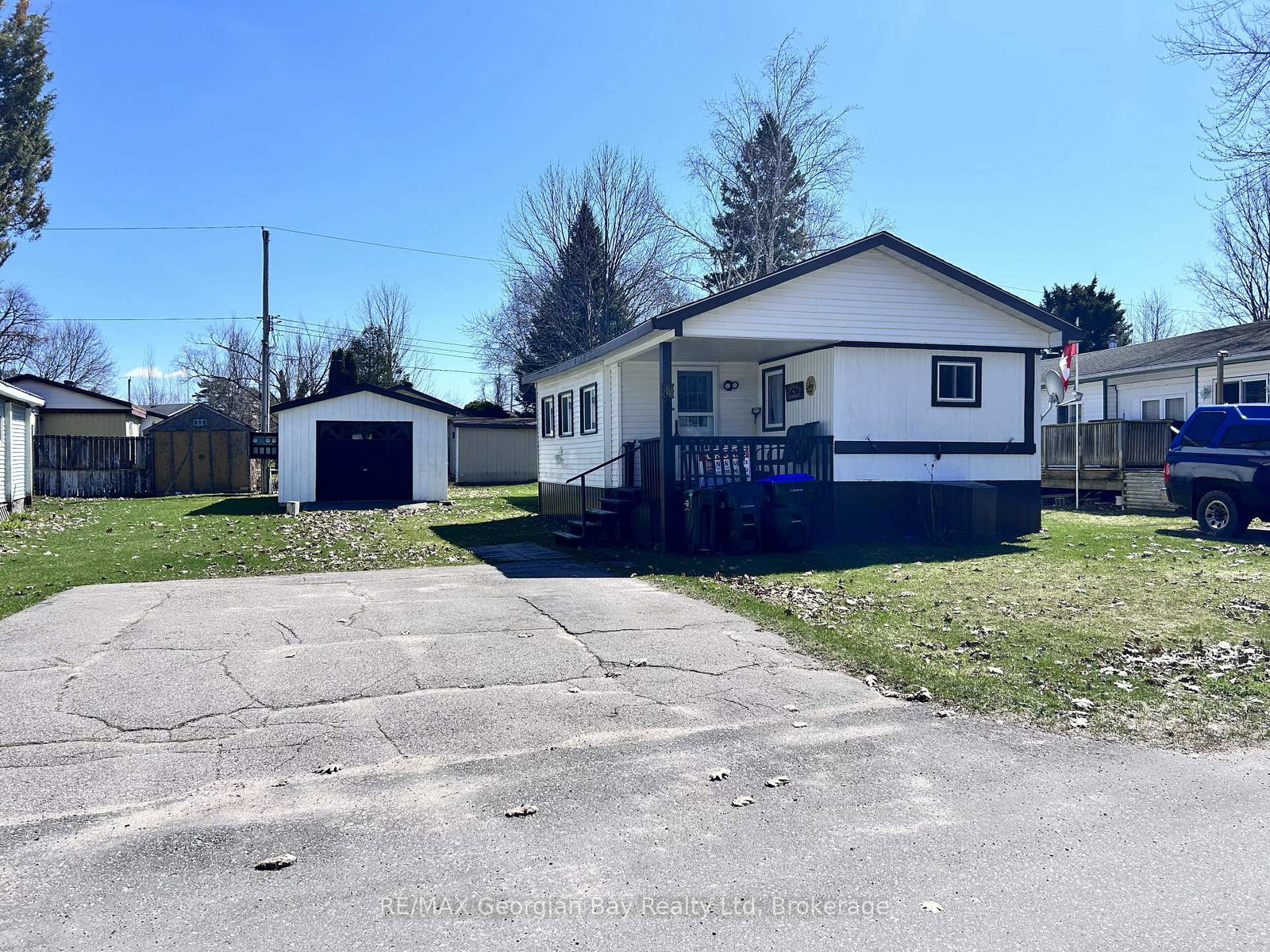3-northland-road-midland-ontario-s13168994