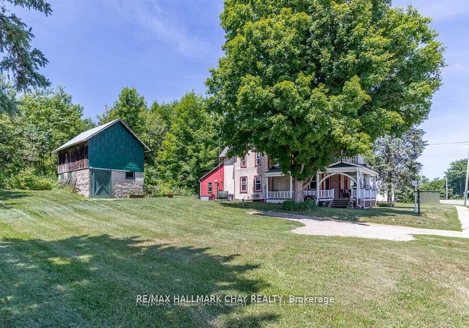 4514-penetanguishene-road-springwater-ontario-s13171220