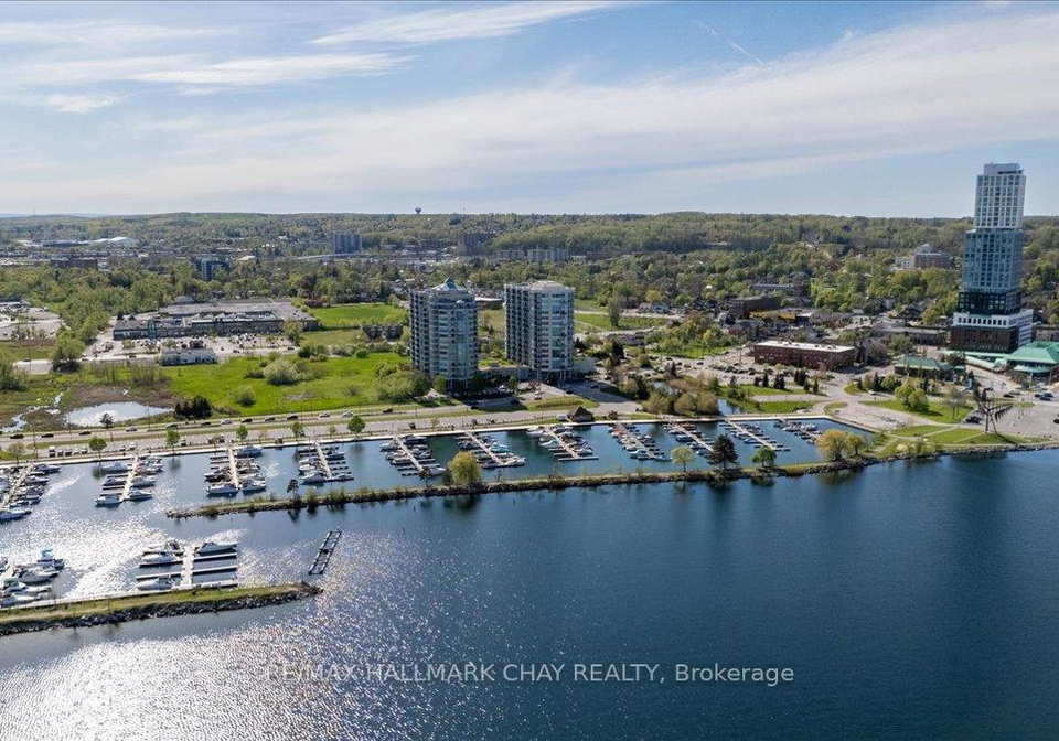 2-toronto-street-barrie-ontario-s13171496