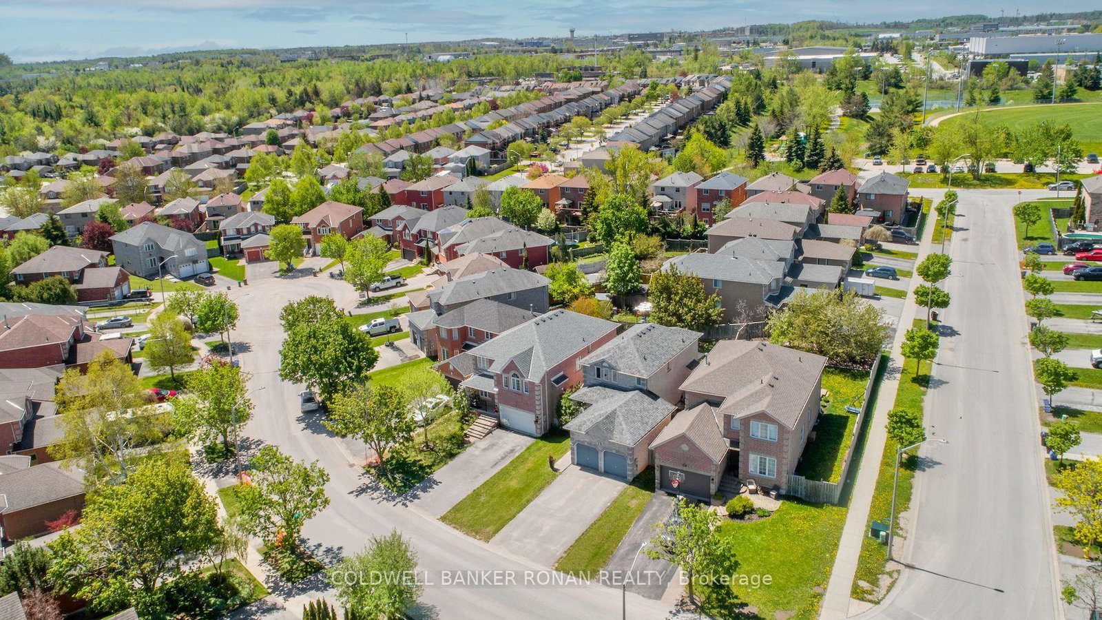 3-teal-place-barrie-ontario-s13171680