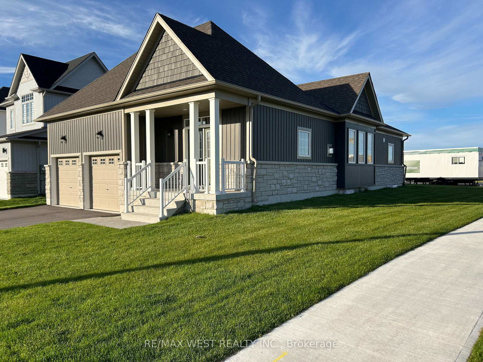 292-springfield-crescent-clearview-ontario-s13172240