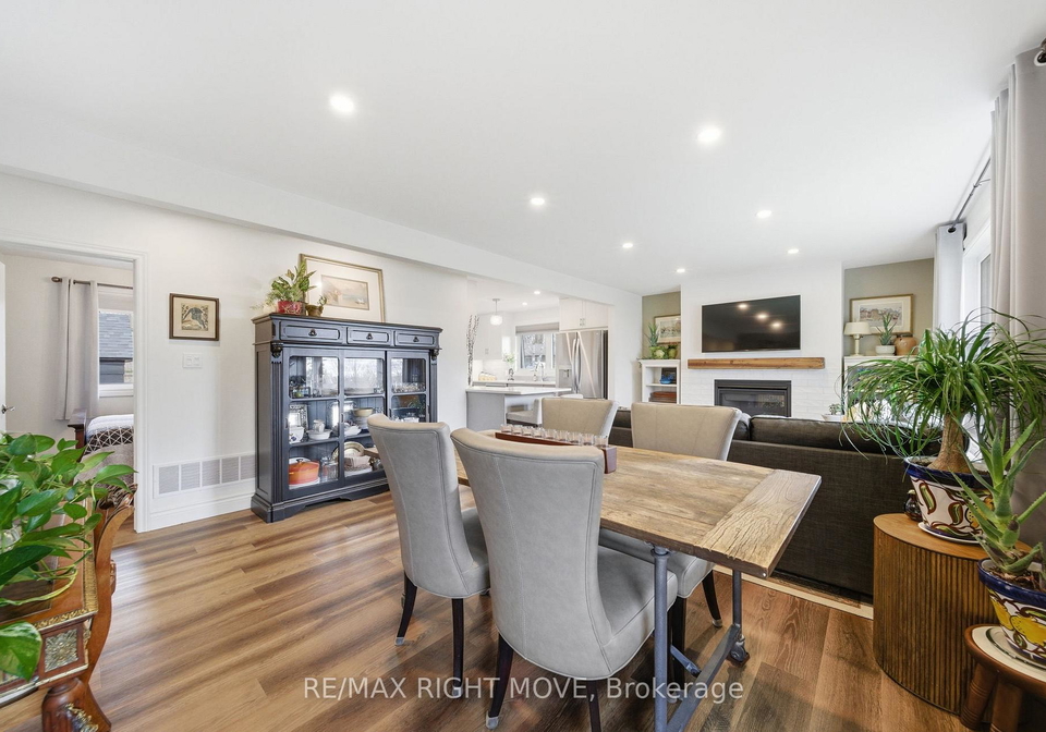 84-brant-street-w-orillia-ontario-s13173612