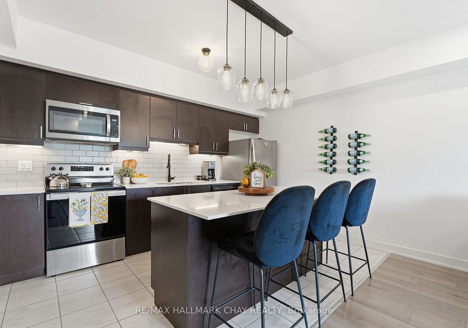 5-chef-lane-barrie-ontario-s13175476
