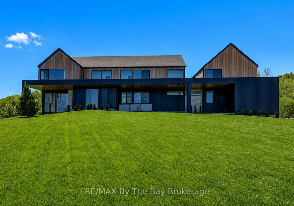 18-raintree-court-clearview-ontario-s13175748