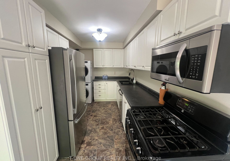 45-burns-circle-barrie-ontario-s13177174