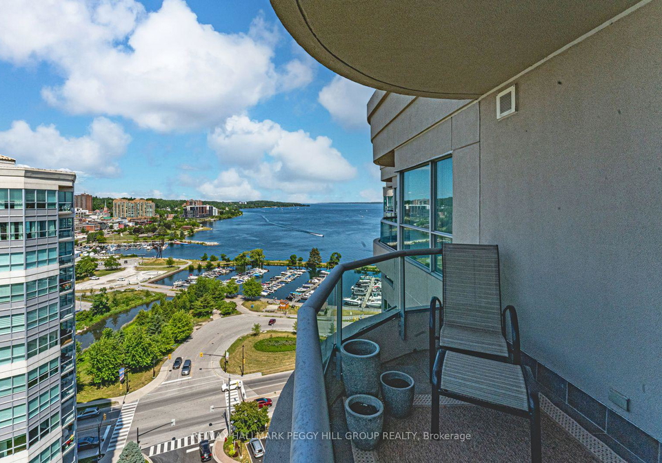 2-toronto-street-barrie-ontario-s13177306