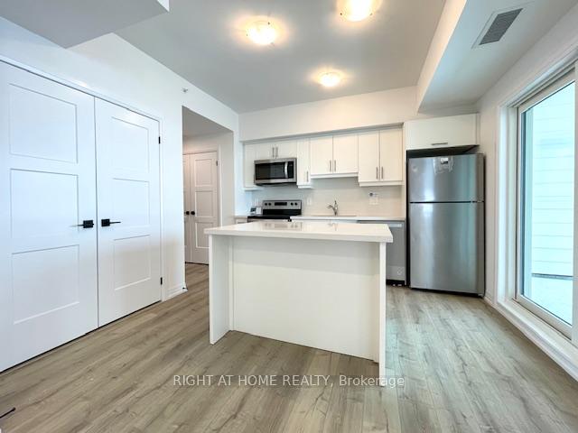 15-kneeshaw-drive-barrie-ontario-s13177426