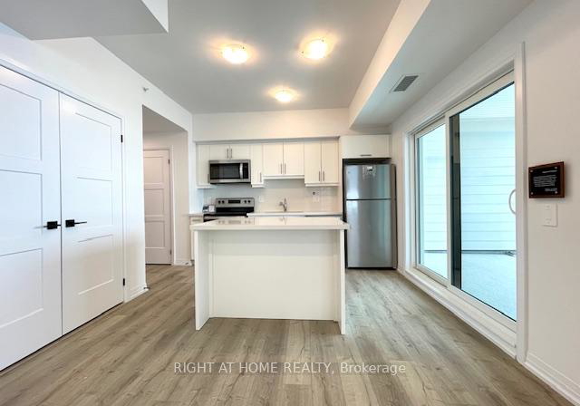 15-kneeshaw-drive-barrie-ontario-s13177426