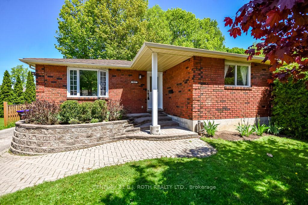 863-birchwood-drive-midland-ontario-s13179524