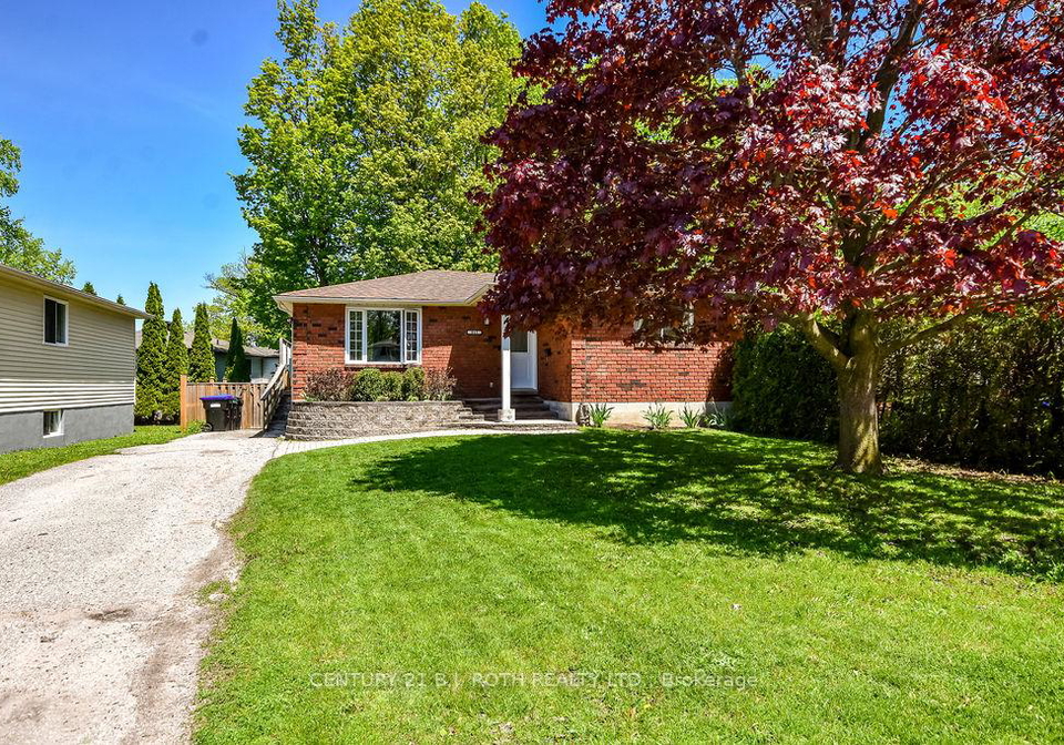 863-birchwood-drive-midland-ontario-s13179524