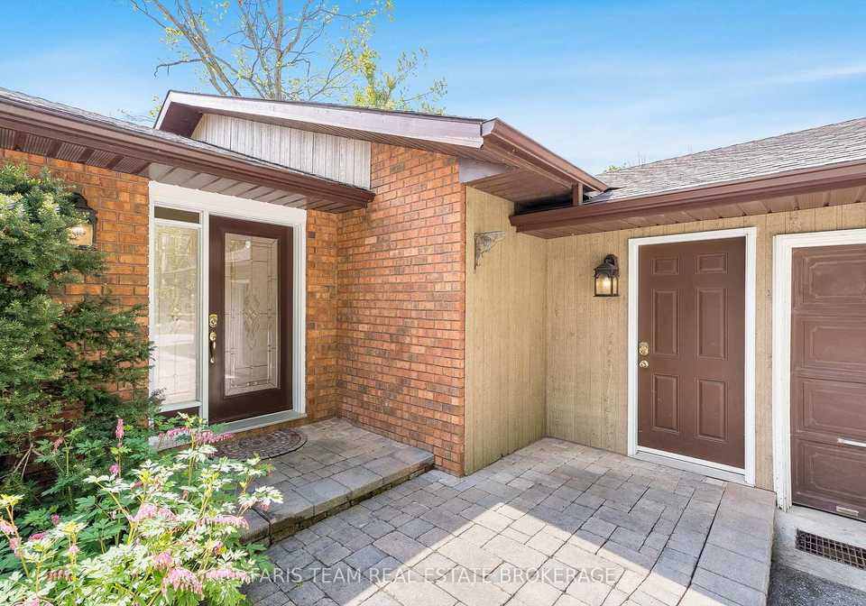 21-poplar-crescent-oro-medonte-ontario-s13183152