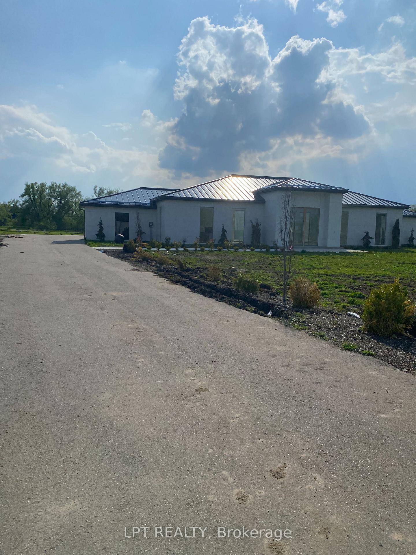4238-burnside-line-severn-ontario-s13184470