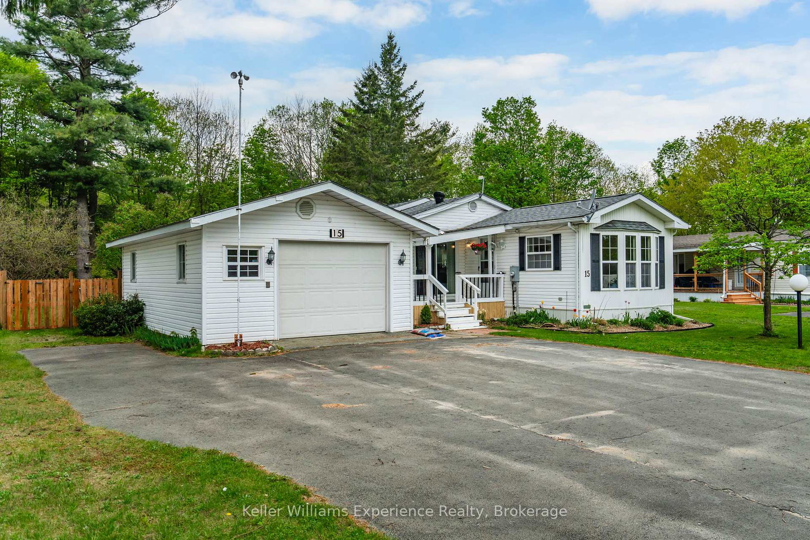5411-elliott-side-road-tay-ontario-s13185376