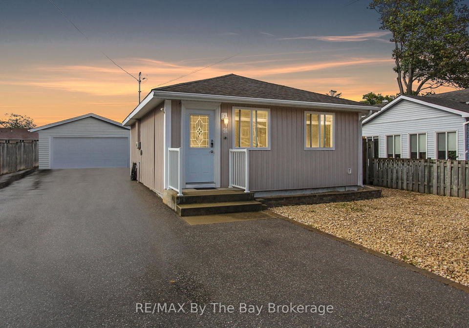24-glenwood-drive-wasaga-beach-ontario-s13186032