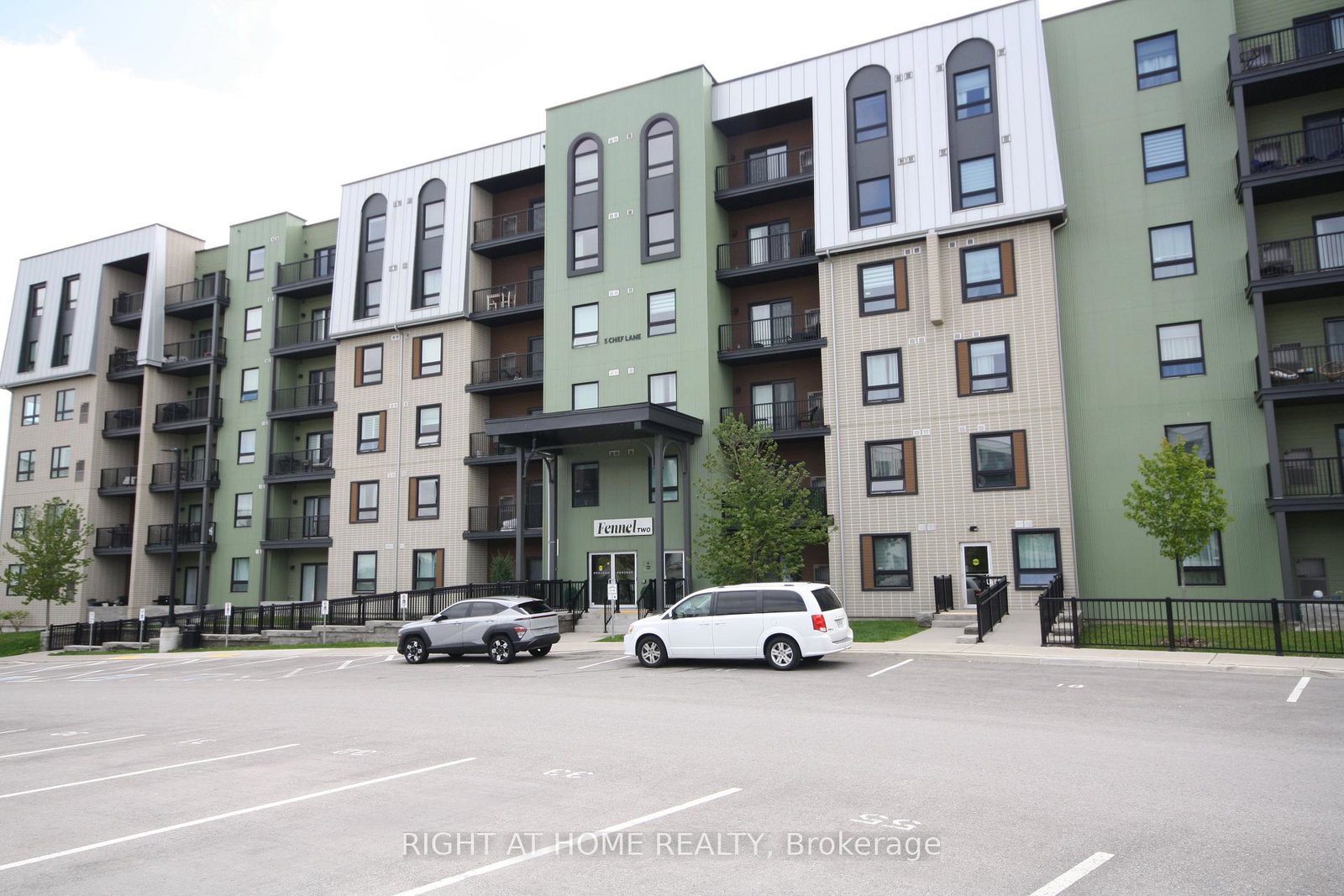 5-chef-lane-barrie-ontario-s13187916