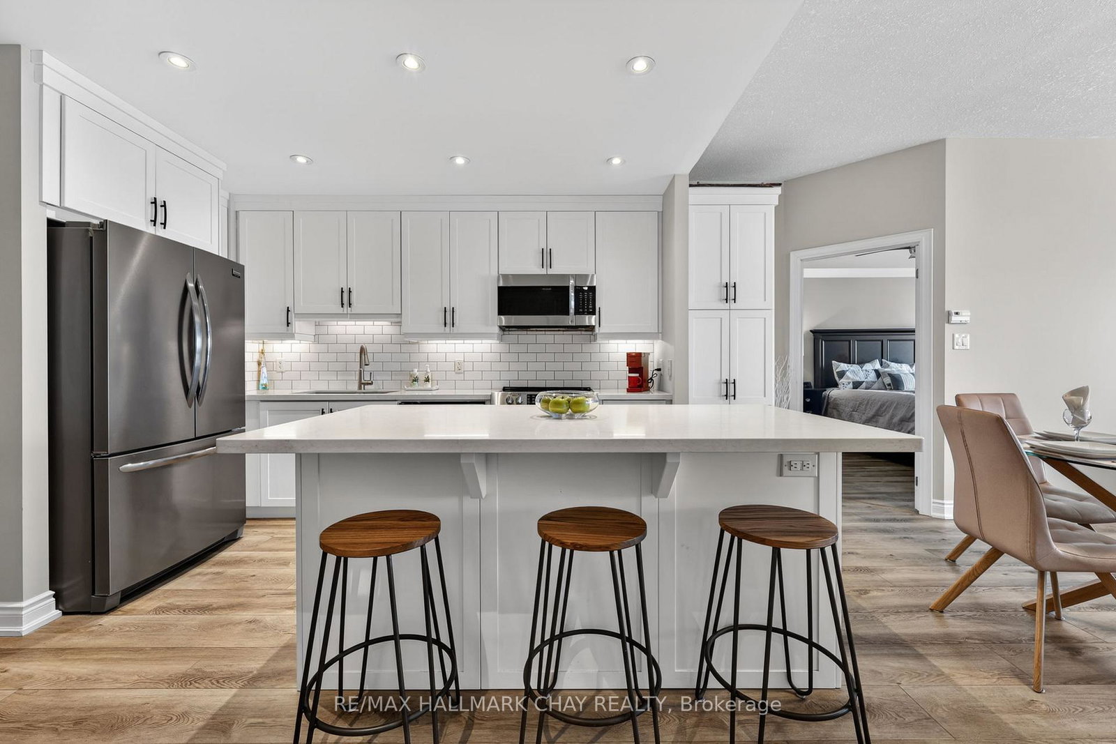 37-ellen-street-barrie-ontario-s13190790