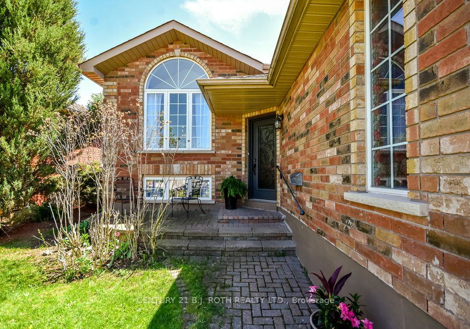 53-forest-dale-drive-barrie-ontario-s13193592