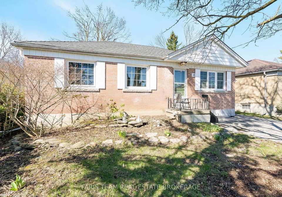 18-newton-street-barrie-ontario-s13197636