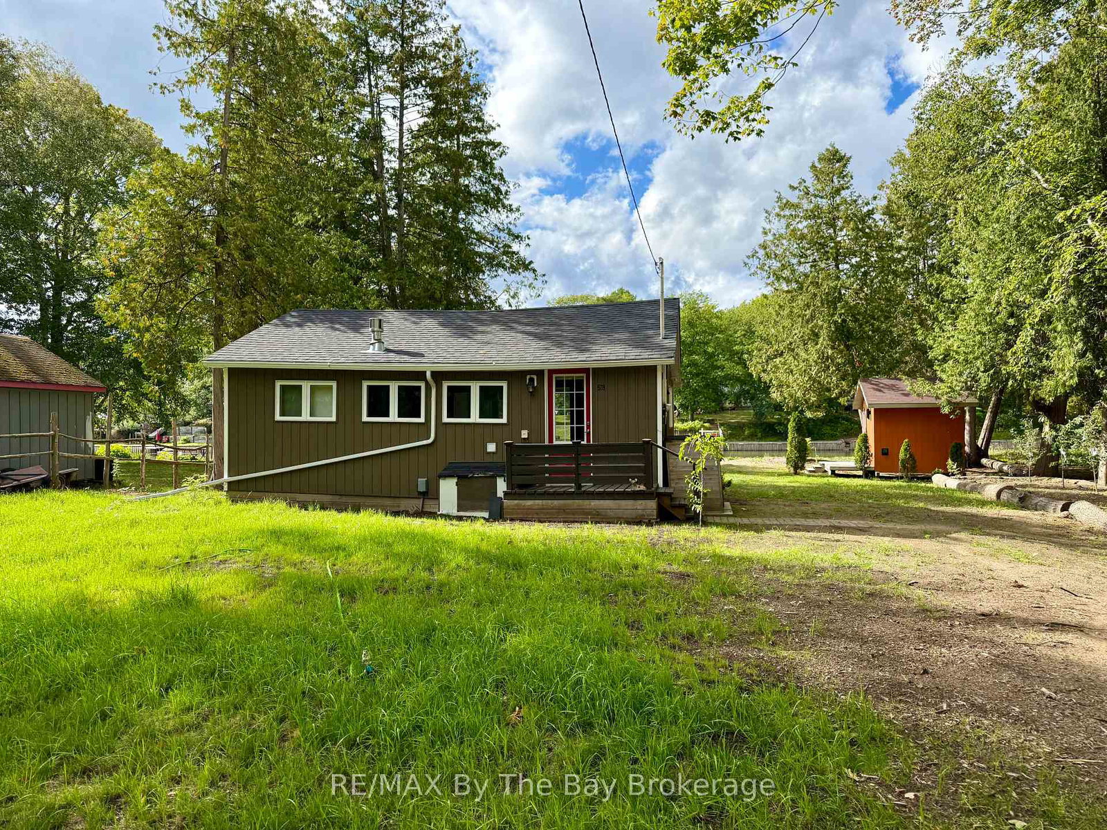 578-oxbow-park-drive-wasaga-beach-ontario-s13201296
