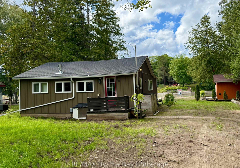578-oxbow-park-drive-wasaga-beach-ontario-s13201296