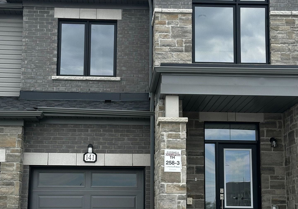 141-fenchurch-manor-barrie-ontario-s13206540