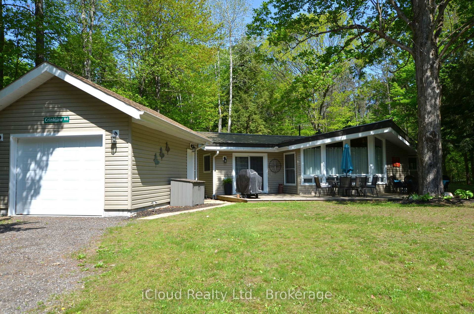 20-roberval-circle-tiny-ontario-s13206668