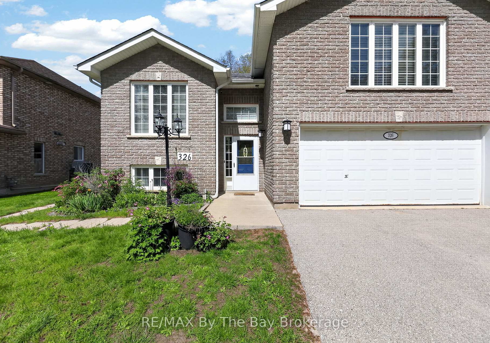 326-golf-course-road-wasaga-beach-ontario-s13206722