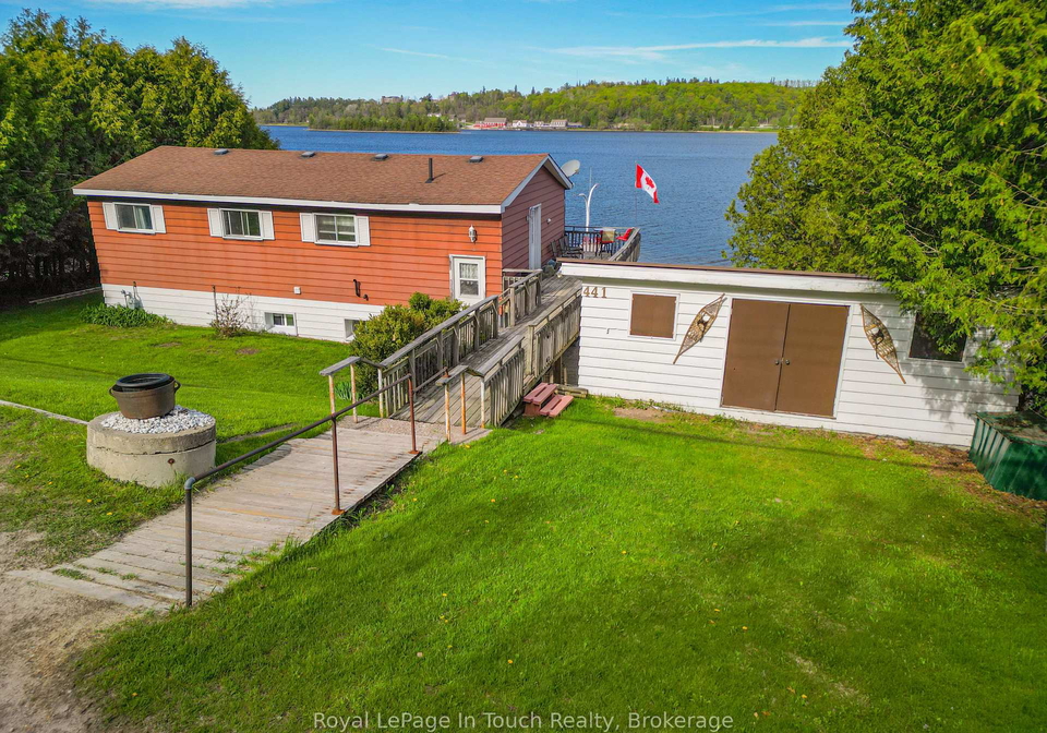 441-champlain-road-penetanguishene-ontario-s13206752
