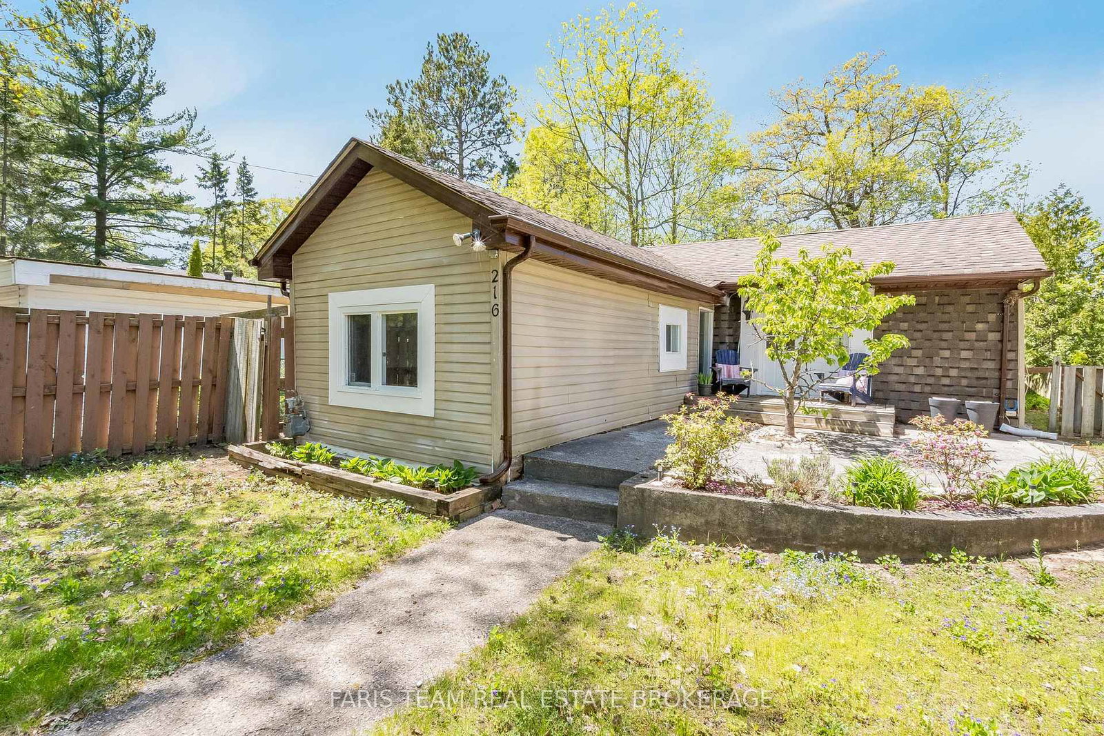 216-oxbow-park-drive-wasaga-beach-ontario-s13206818