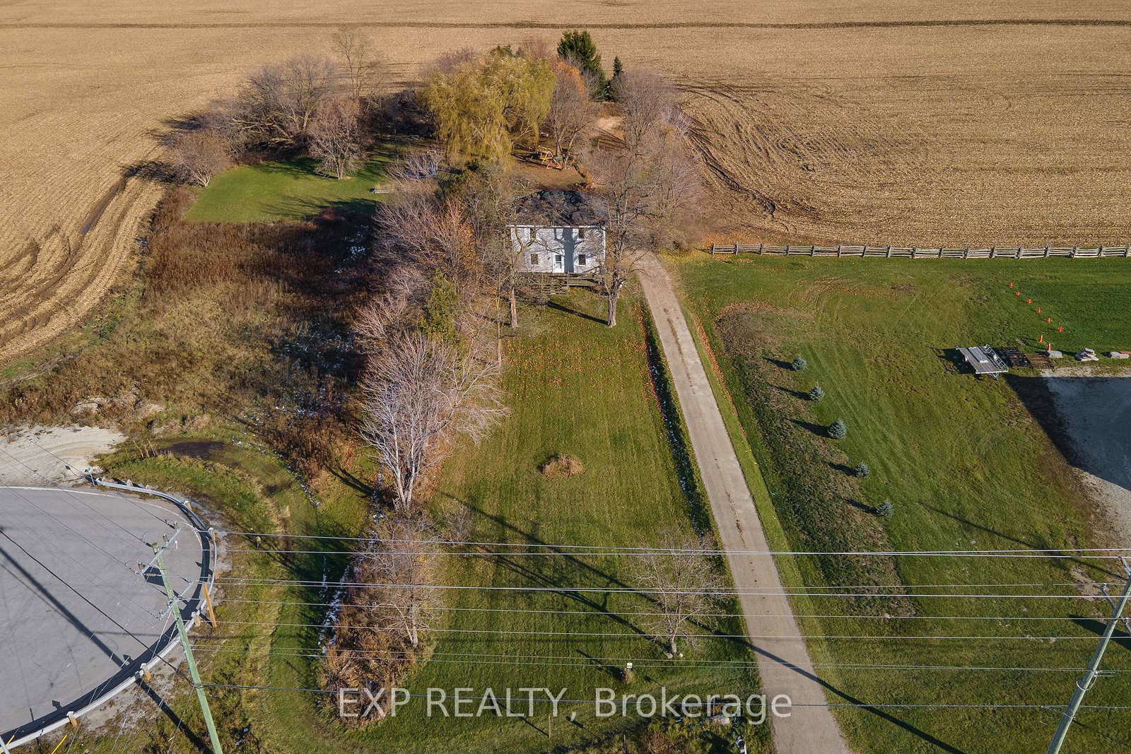 8184-26-highway-clearview-ontario-s13208456