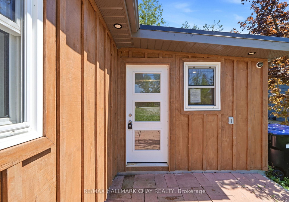 71-lakeshore-road-e-oro-medonte-ontario-s13209132
