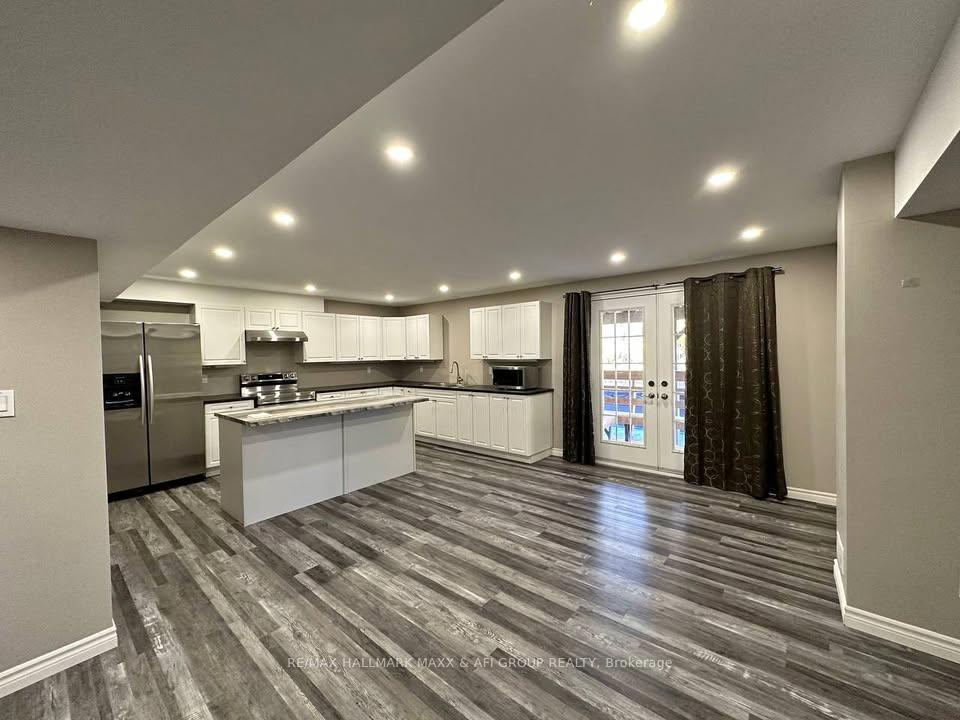 33-camelot-square-barrie-ontario-s13210656