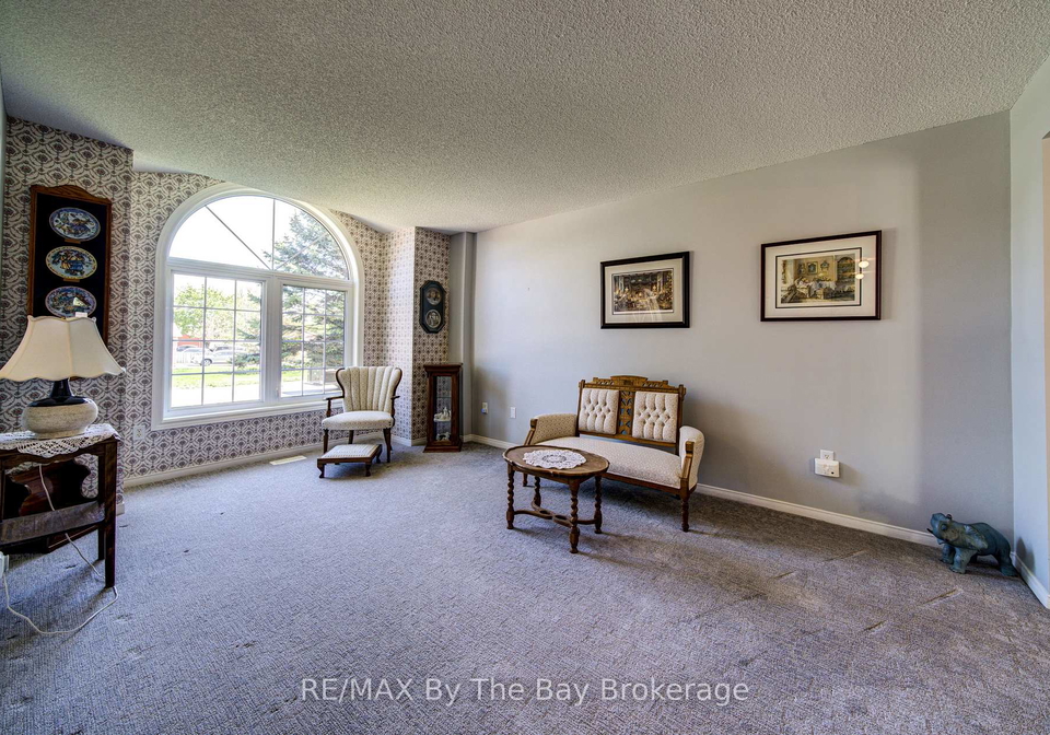 12-silver-birch-avenue-wasaga-beach-ontario-s13212758