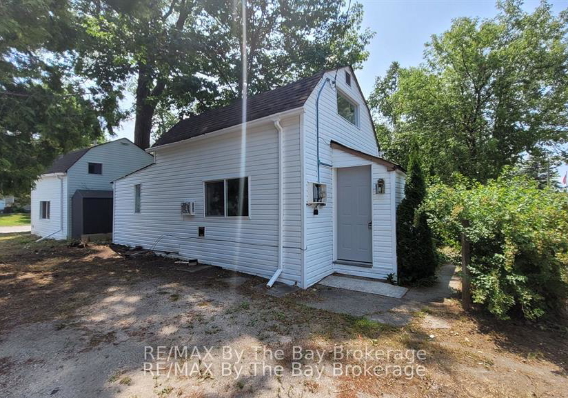 23-glen-street-wasaga-beach-ontario-s13212764