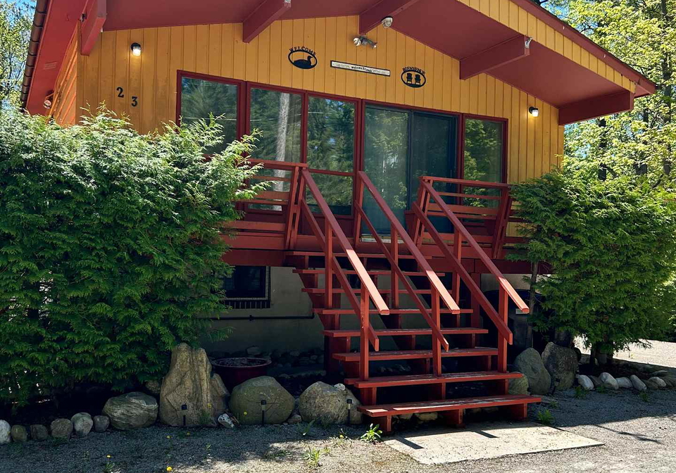 23-victoria-avenue-tiny-ontario-s13212856