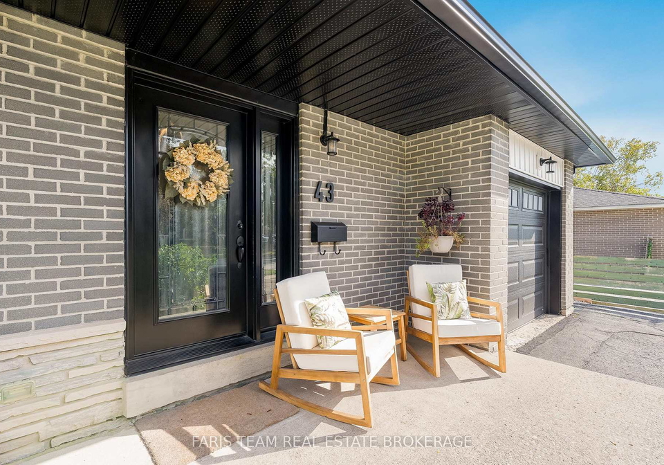 43-jeffrey-street-barrie-ontario-s13213036