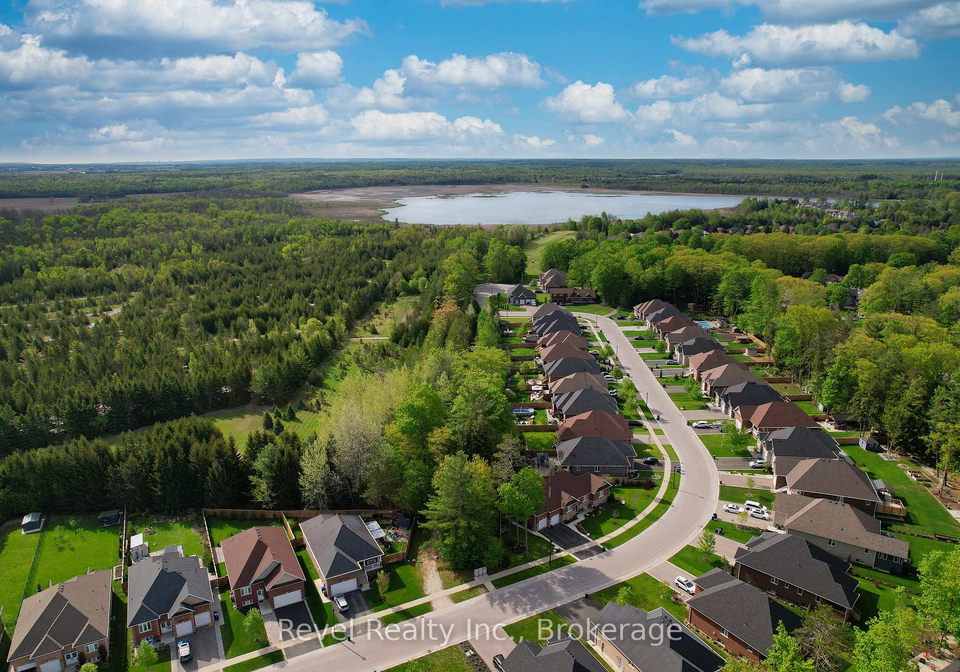 31-natures-trail-wasaga-beach-ontario-s13213506