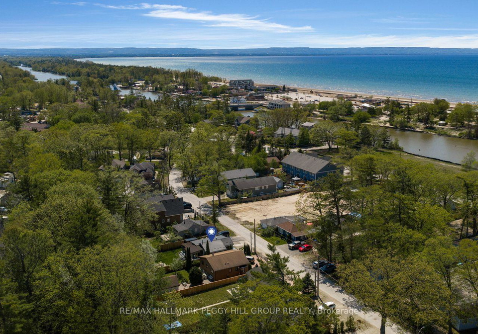 41-laidlaw-street-wasaga-beach-ontario-s13213628