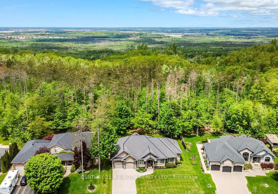 33-reillys-run-springwater-ontario-s13214250