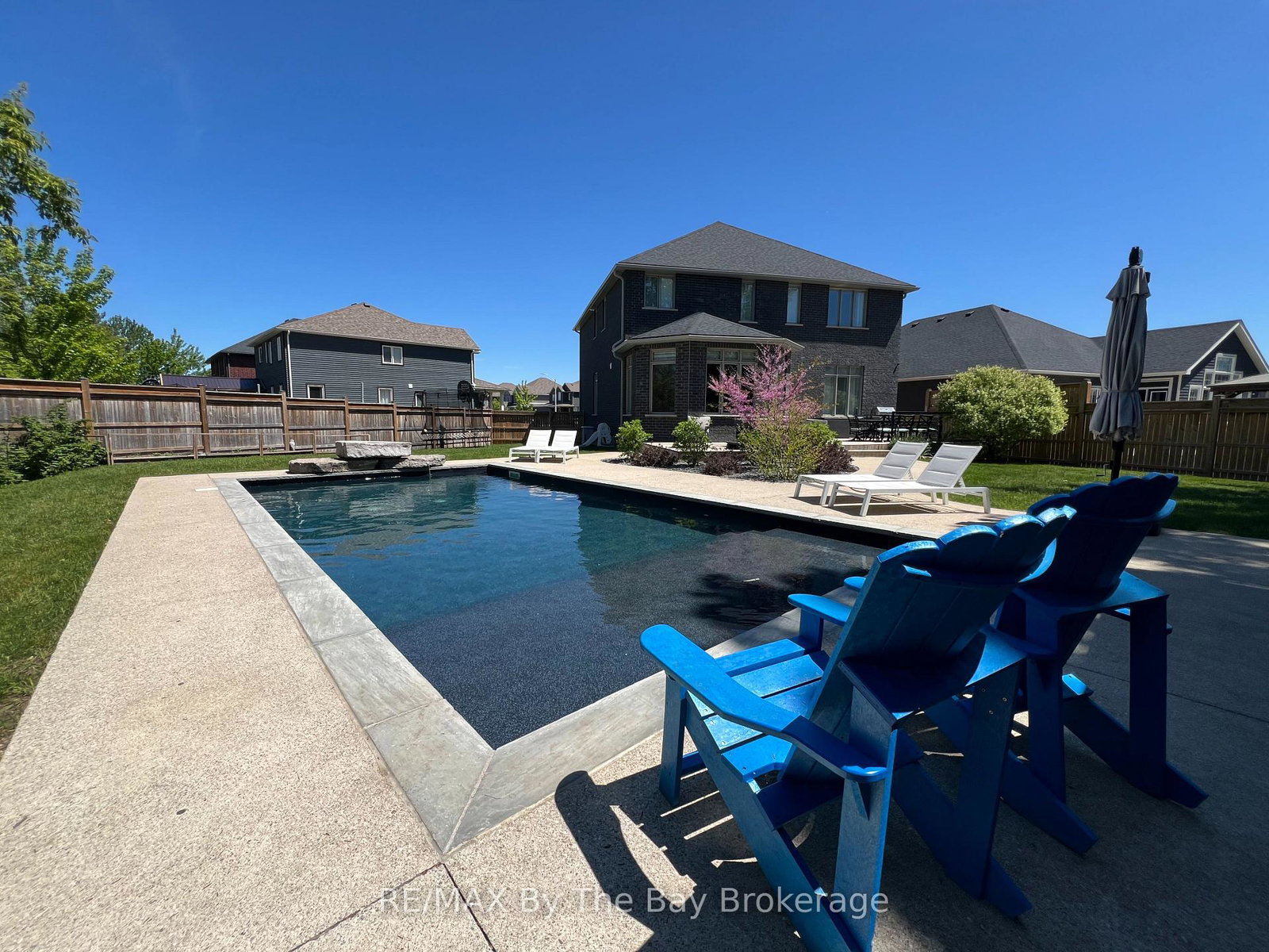 39-gilpin-crescent-collingwood-ontario-s13214494