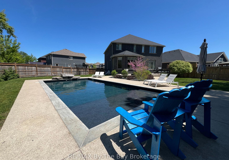 39-gilpin-crescent-collingwood-ontario-s13214494