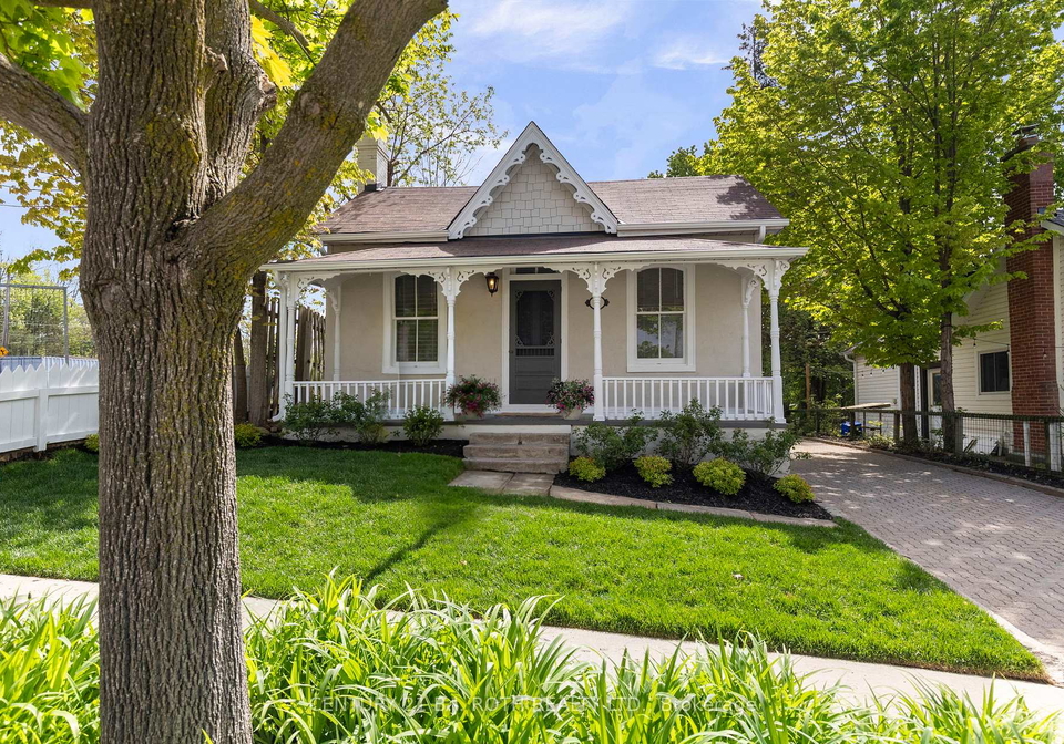 13-nelson-square-e-barrie-ontario-s13214880