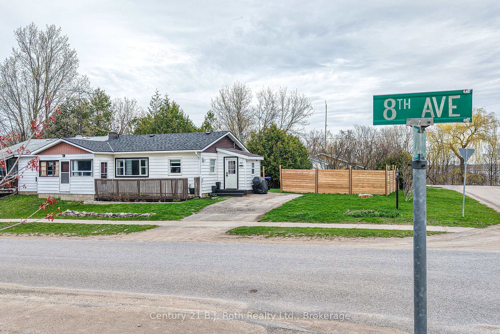 817-eighth-avenue-tay-ontario-s13215432