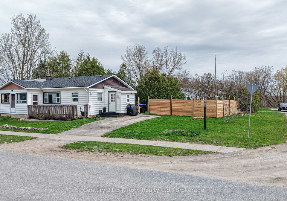 817-eighth-avenue-tay-ontario-s13215432
