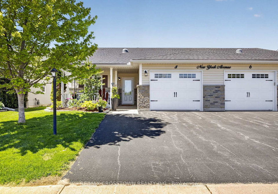8-new-york-avenue-wasaga-beach-ontario-s13215444