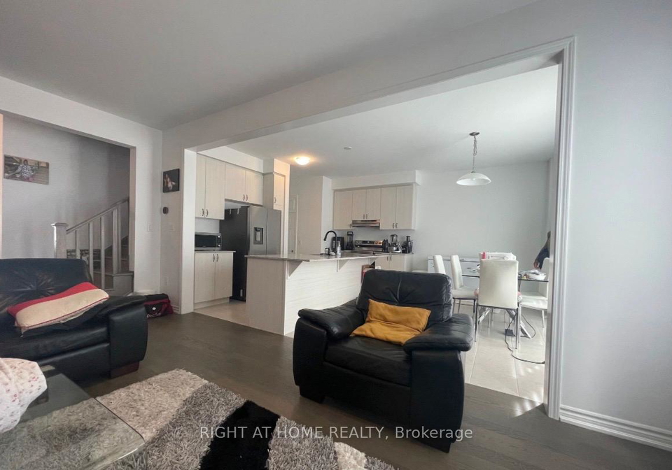69-mcbride-trail-barrie-ontario-s13217602