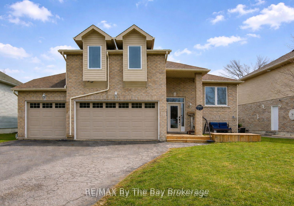229-atkinson-street-clearview-ontario-s13220868