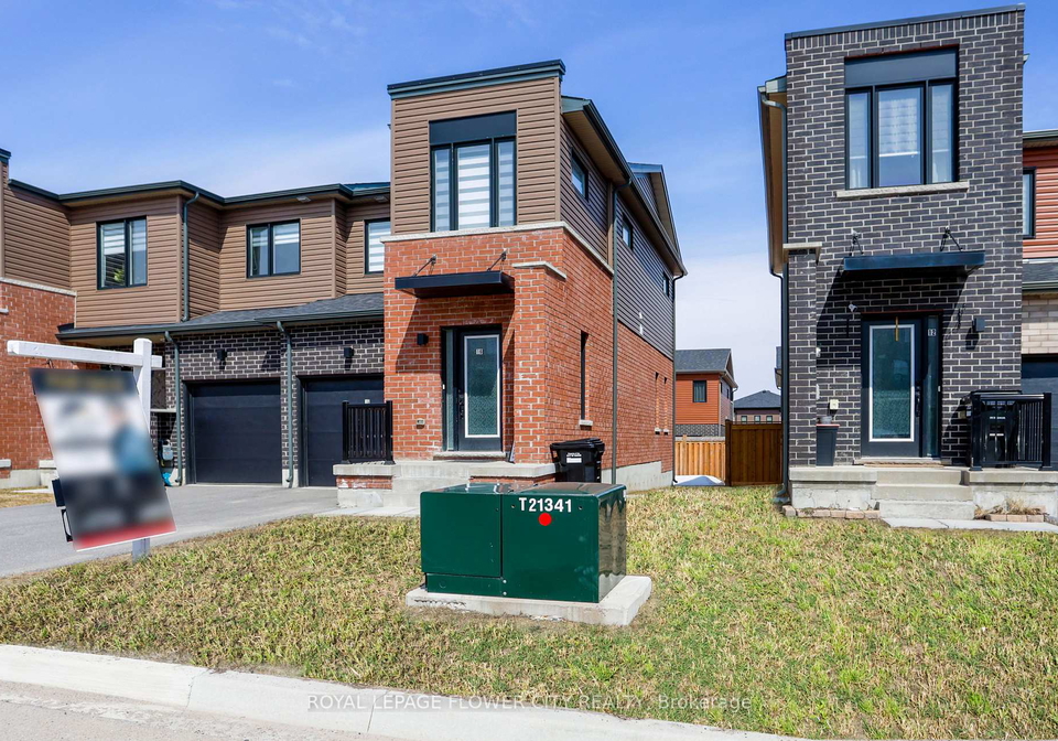 16-fairlane-avenue-barrie-ontario-s13223436