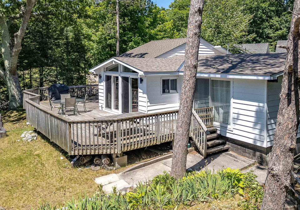 8-nassau-court-tiny-ontario-s13223450