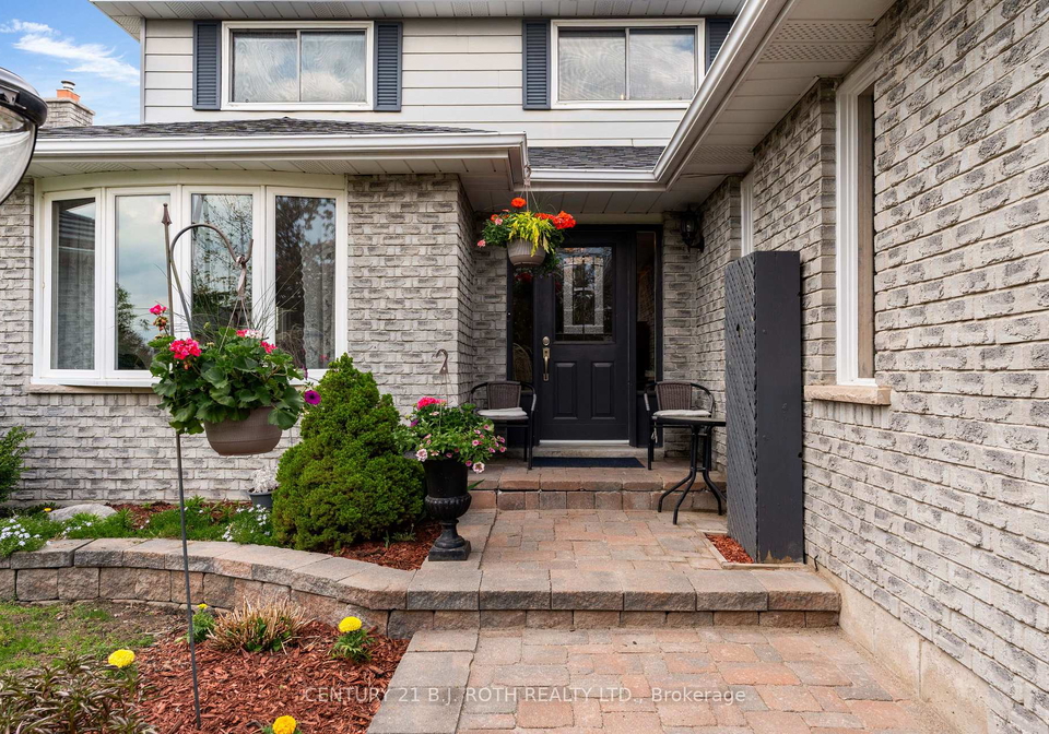 37-laurentian-lane-orillia-ontario-s13223588